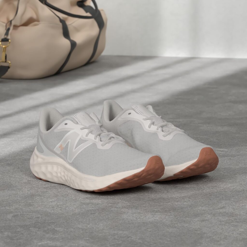 New Balance Womens Fresh Foam Arishi V4 Running Shoe
