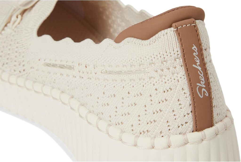 Skechers Womens Wilshire BLVD Knit Sail Sneakers